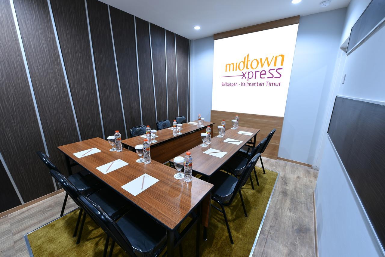 Midtown Xpress Balikpapan Hotel Kültér fotó