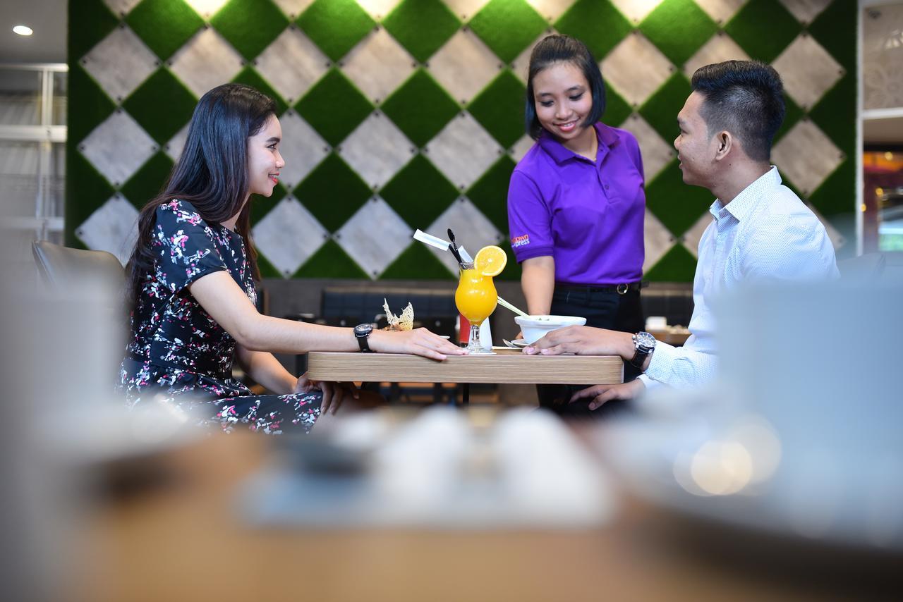 Midtown Xpress Balikpapan Hotel Kültér fotó